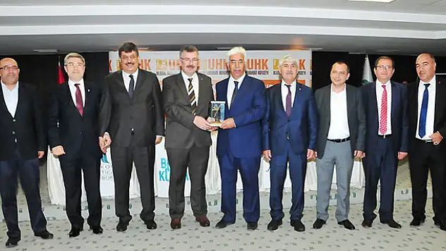 Özkan Taşpınar, Ulusal Hububat Konseyi başkanlığına seçildi