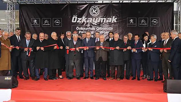 Özkaymak Plaza'nın açılışı yapıldı