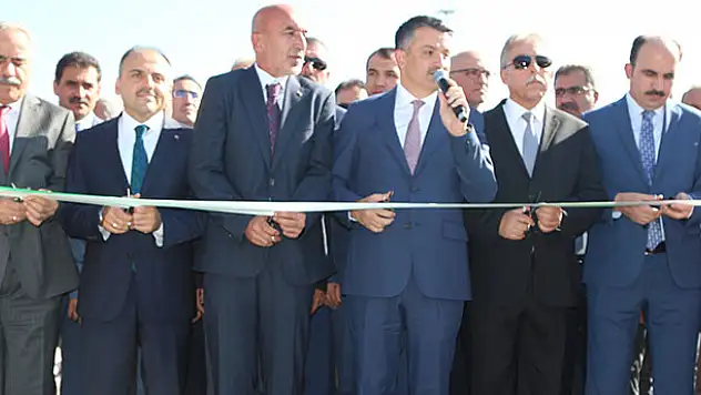 Pakdemirli Konya'da konuştu: 'Pancar şekeri satışlarında Cumhuriyet tarihimizin rekoru kırıldı'