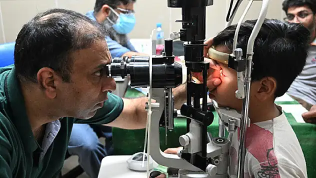 Pakistan'da 'kırmızı göz' hastalığı alarmı: Vaka sayısı 86 bini geçti
