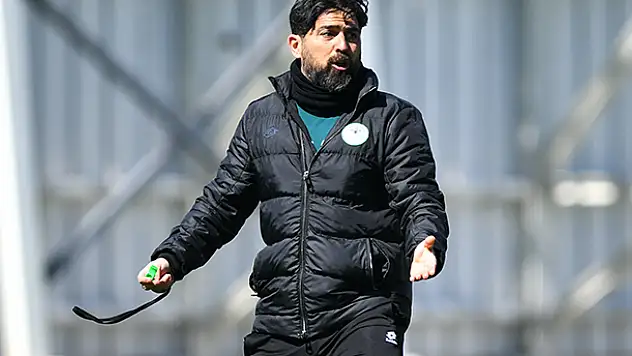 Palut'tan futbolculara uyarı!