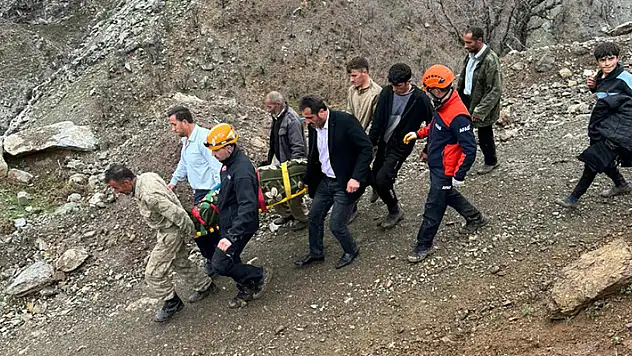 Pancar toplarken kayalıklardan düşen yaşlı adam öldü
