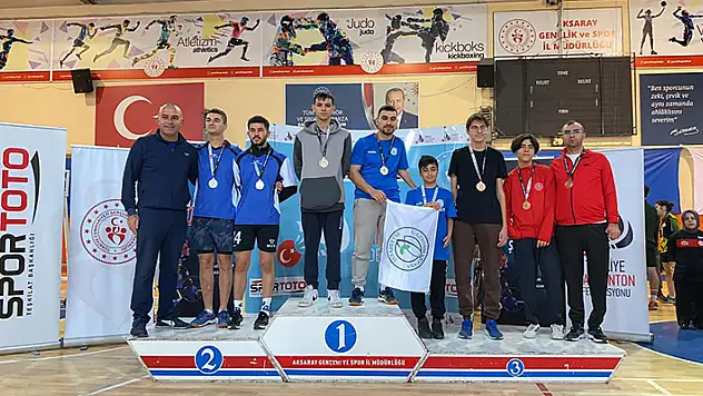 Para-Badmintonda madalyaları topladık