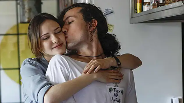 Paramparça dizisinde yeni kriz! - Reytingi düşürmemek için...
