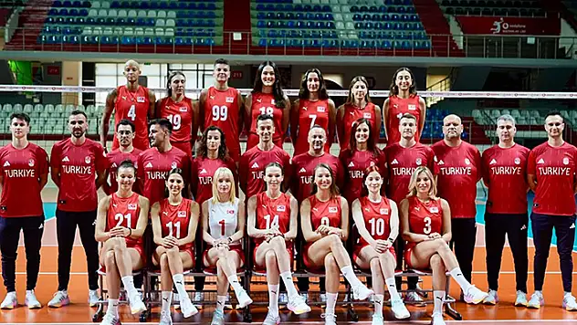 Paris 2024'te mücadele edecek A Milli Kadın Voleybol Takımı için medya günü düzenlendi

