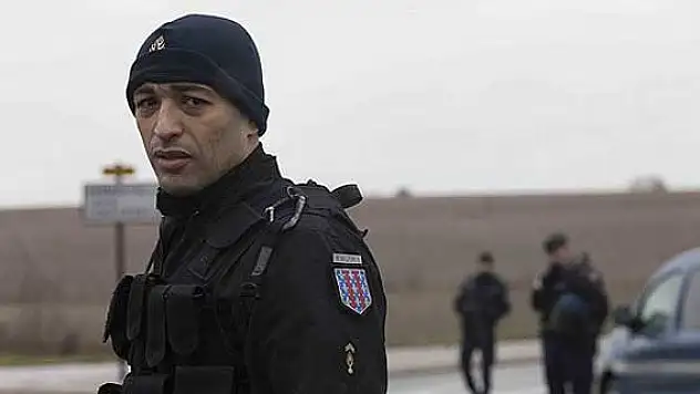 Paris'te bir rehine krizi daha
