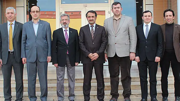 Paslı, MÜSİAD'ı ziyaret etti