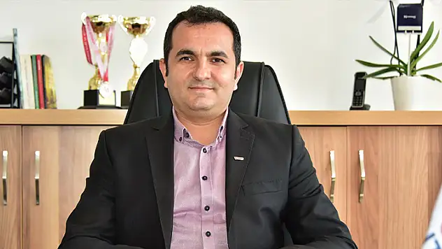 Pazarcı: Öğretmenlik, gücünü sevgiden alan kutsal bir meslektir