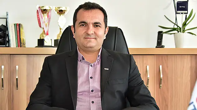 Pazarcı: Türk Milleti Atatürk'ü yetiştirmiş yüce bir millettir