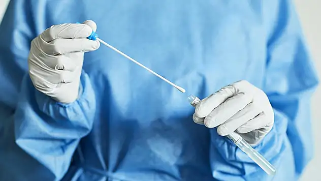 PCR testi yaptırmadığı için işten çıkarılan çalışan açtığı davayı kazandı
