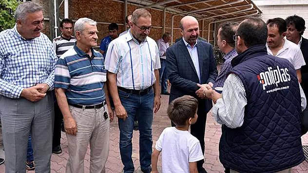 Pekyatırmacı, vatandaşlarla bir araya geldi