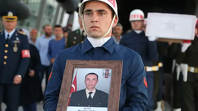 Pençe-2 Harekatı'nda şehit olan askerin naaşı Konya'ya getirildi