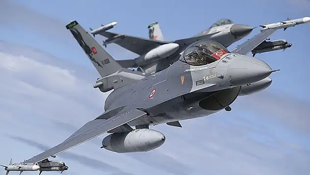 Pençe-Kilit harekat bölgesinde 17 PKK'lı terörist etkisiz hale getirildi
