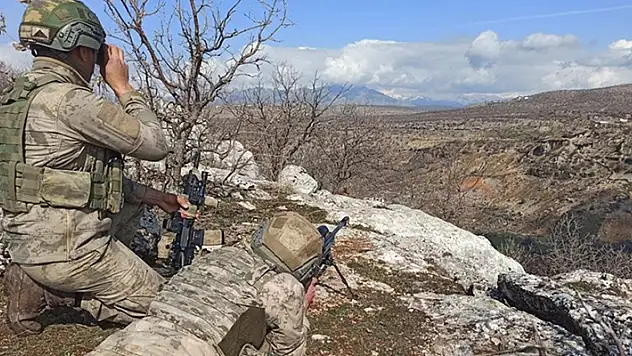 Pençe-Kilit Operasyonu bölgesinde bir asker şehit oldu!
