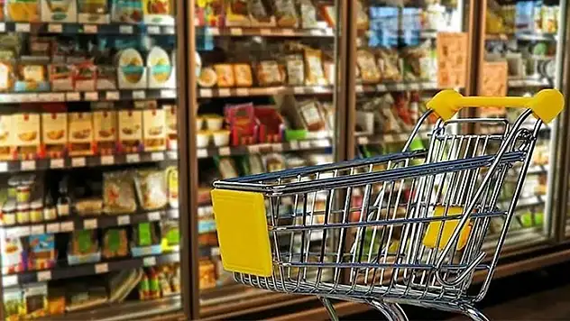 Perakende satış hacmi nisanda yıllık bazda yüzde 27,5 arttı