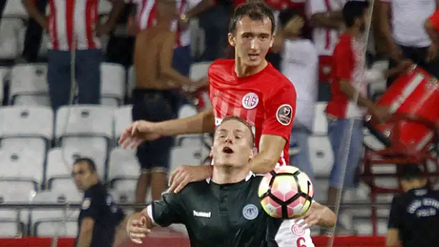 Perde açılıyor