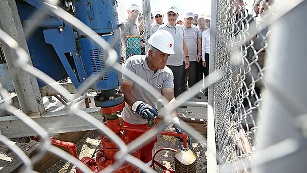 Petrol araştırma, arama ve sondaj faaliyetlerindeki işçiler için çalışma saati düzenlemesi
