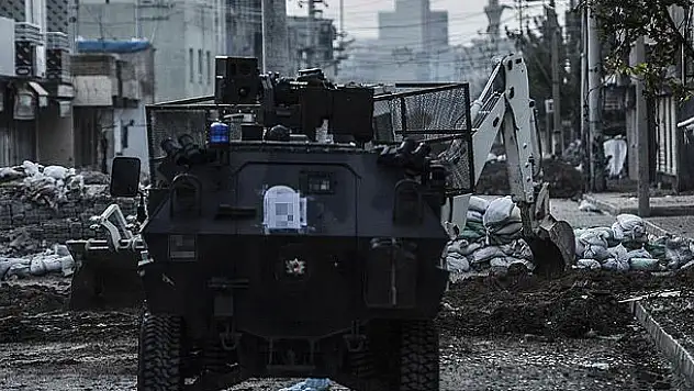 PKK'dan kaçan 618 terörist teslim oldu