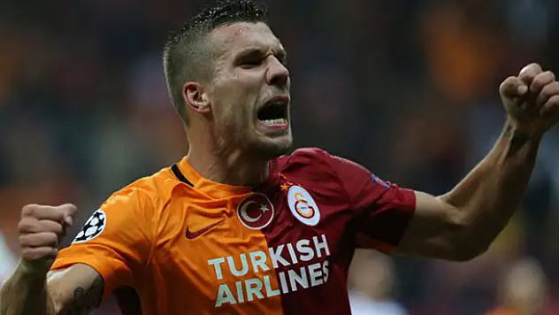 Podolski milli takımı bıraktı