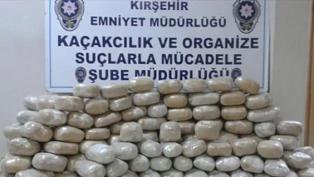 Polis 5 milyonluk uyuşturucuyla yakalandı !