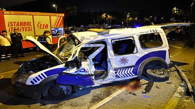 Polis aracı kaza yaptı: 1 şehit, 2 yaralı