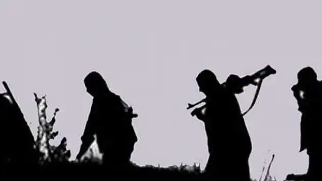 Polis bomba atan 5 kişiyi ayağından vurarak yakaladı