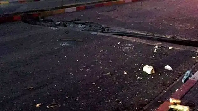 Polis servisine bombalı saldırı