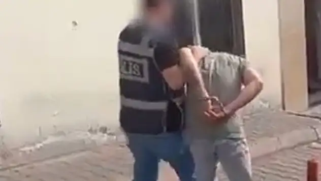 Polisin 'dur' ihtarına uymayan firari hükümlü yakalandı
