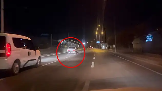 Polisin 'dur' ihtarına uymayıp, 10 kilometre kaçtı kaçış ve yakalanma anı kamerada
