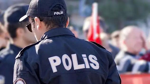Polislerin şark görev sürelerinde değişiklik yapıldı! İşte il il yeni hizmet süresi