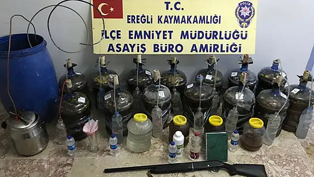 Polisten sahte içki imalathanesine baskın