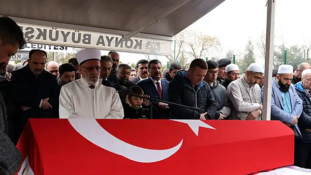 Polonya'da öldürülen Konyalı genç defnedildi