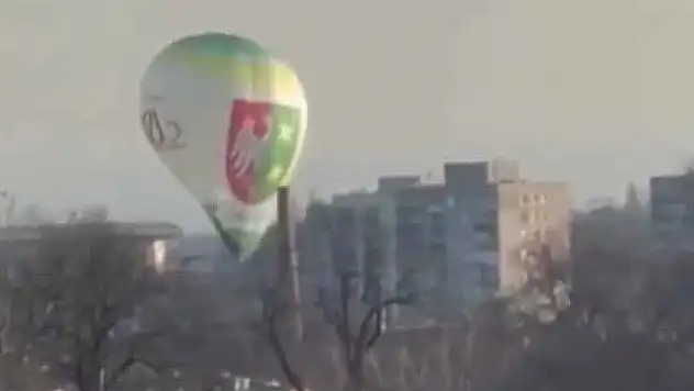 Polonya'da sıcak hava balonu apartmana çarptı: 1 ölü, 2 yaralı
