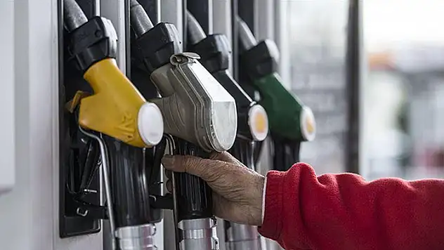 Pompaya çifte zam geliyor! 7 Temmuz güncel benzin, motorin litre fiyatı