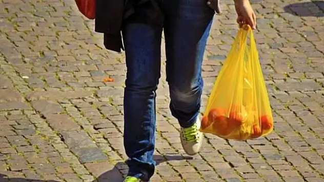 Poşetlerle ilgili beyanda bulunmayana 18 bin 43 lira ceza