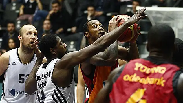 Potada Galatasaray - Beşiktaş derbisi