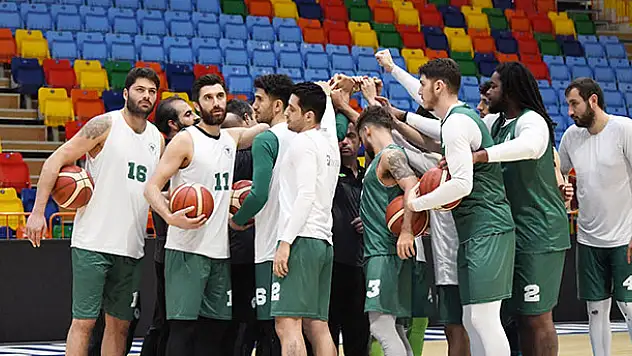 Potada kollar sıvanıyor