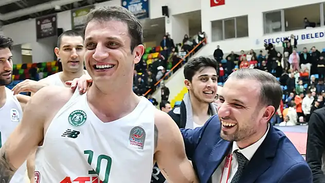 Potada yüzler gülüyor
