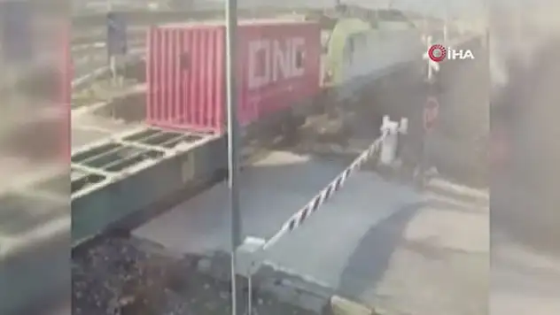 Pozantı'daki tren kazasının güvenlik kamerası görüntüleri ortaya çıktı!