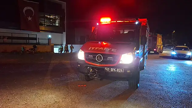 Pres makinesi kurulumu sırasında çalışınca sıkışan iş yeri sahibi öldü 

