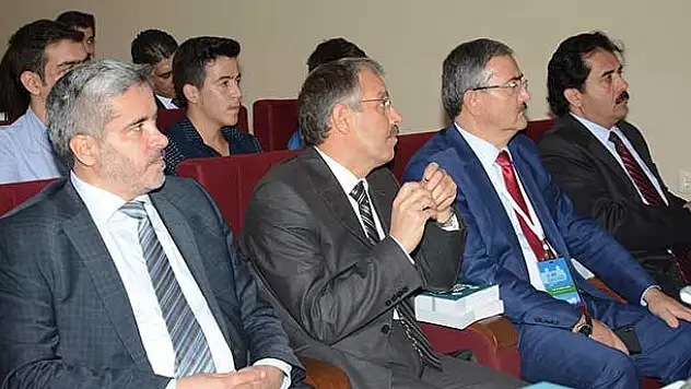 Prof. Dr. Mustafa Şahin Projeleriyle Geliyor