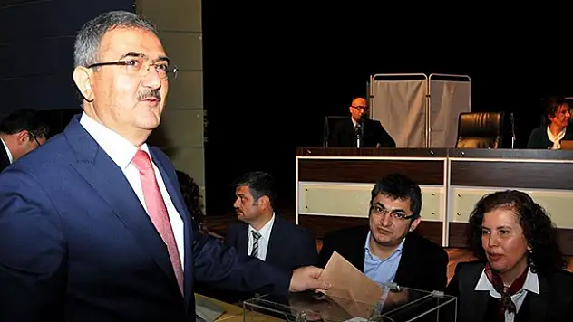 Prof. Dr. Mustafa Şahin, Selçuk Üniversitesi Rektörlük Adayı Seçimlerinde En Yüksek Oyu Aldı