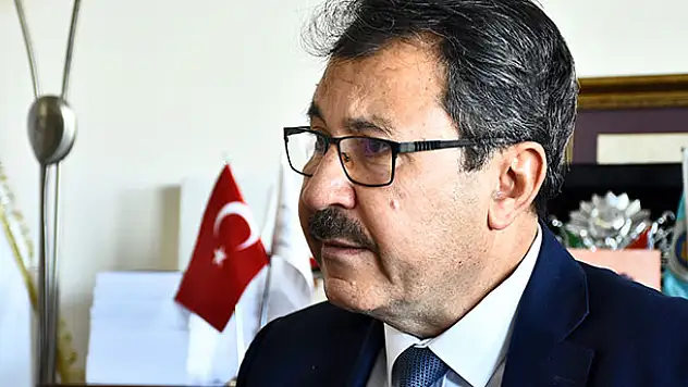 Prof. Dr. Temizel: 'Mevlana pasaportuyla dünyanın her yerine gidebiliriz'