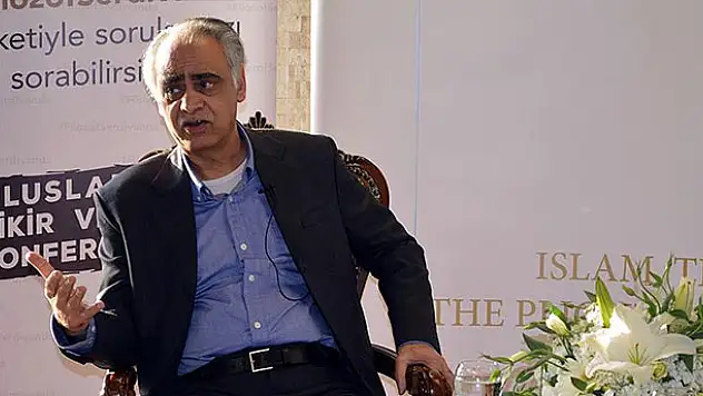 Prof. Dr. Ziyauddin Serdarr: Hollywood dünyaya aslında ne düşünmesi gerektiğini söylüyor