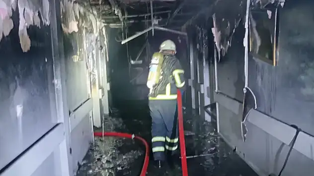 Psikiyatri hastası kaldığı odayı ateşe verdi, 20 hasta tahliye edildi

