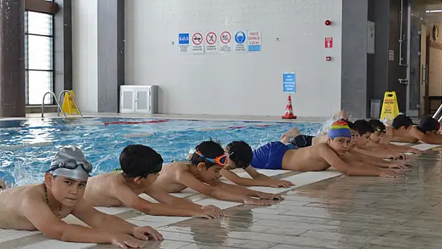 Rabia Spor Merkezi Temiz Havuz Belgesi almaya hak kazandı
