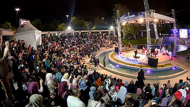 Rahmet Akşamlarına Eşref Ziya konuk oldu