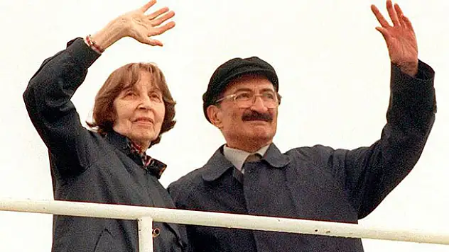 Rahşan Ecevit Devlet Mezarlığı'na defnedilecek