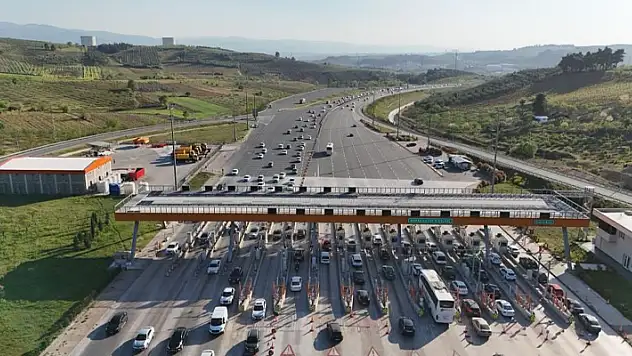 Ramazan Bayramı tatilinde otoyollardan 11,2 milyon araç geçti
