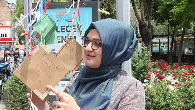 Ramazan ikramlarını 'ağaçtan' topladılar